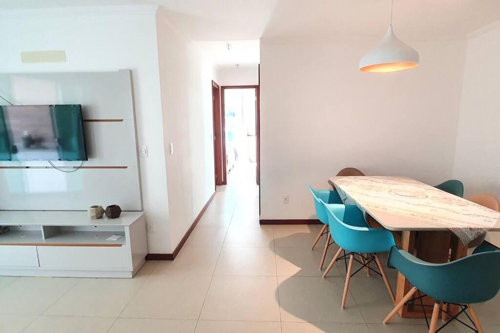Lindíssimo apartamento, ar condic, 7 min da praia! Cabo Frio Exterior foto